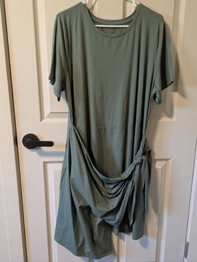 Knot T-shirt Dress